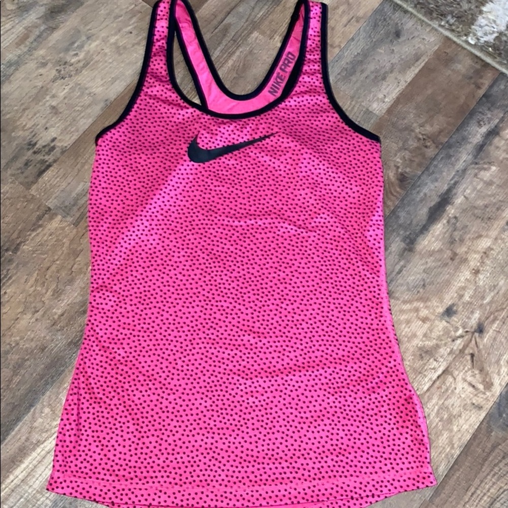 NIKE tank